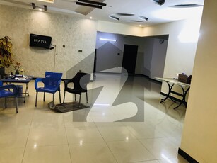 Corner Well Maintained Ground Floor PORTION For Silent COMMERCIAL ONLY For Software House, Multinational Company Office , It Offices . Gulshan-e-Iqbal Block 5