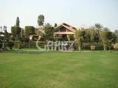 12 Kanal Farm House for Rent in Lahore Green Acres Housing Society
