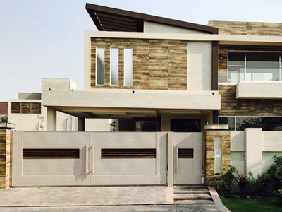 5200 SQ FT Bungalow For Sale In Phase 3 DHA Lahore