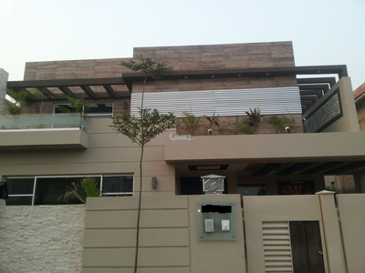 8 Marla House for Rent in Lahore Phase-2 Block V,