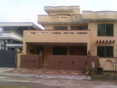 9 Bedroom Beautiful House To Sale In F-11 Markaz Islamabad