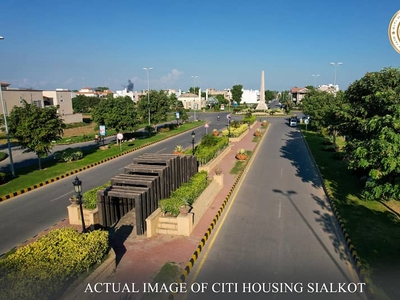 1 Kanal Plot Available For Sale in Most Prime Location Of Citi Housing Society