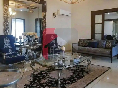 700 Sq.yd House for Sale in Phase 6, DHA Karachi