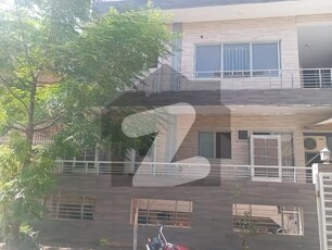 I-8/2. . 40x80 Ideal location upper portion near shifa hospital I-8