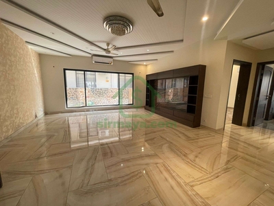 1 Kanal House For Sale In Air Avenue Lahore
