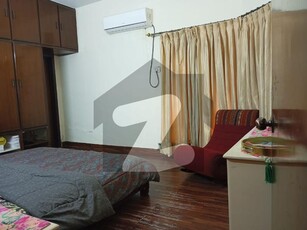 10 Marla Awesome Full House For Rent in DHA Phase 4 Block EE DHA Phase 4 Block EE