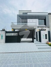 10 MARLA HOUSE FOR SALE IN BAHTRIA TOWN LAHORE Bahria Town Sector E