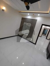 10 Marla Upper Portion is Available for Rent in bahria town Lahore Bahria Town Rafi Block