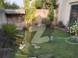 16 Marla double story house for rent Allama Iqbal Town