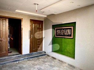 4 BEDS 8 MARLA BRAND NEW HOUSE FOR RENT LOCATED BAHRIA ORCHARD LAHORE Bahria Orchard