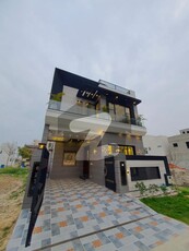 5 Marla Luxury House For Rent DHA 9 Town Block A