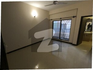 A Flat Of 2600 Square Feet In Karachi Askari 5 Sector J