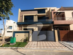 Aesthetic Prime Location House Of 5 Marla For Sale Is Available Zaitoon New Lahore City