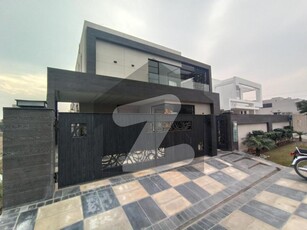 Brand New House For Rent Area: 5 Marla DHA 9 Town