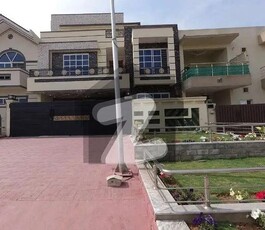 G-13 10 MARLA 35X70 BRAND NEW LUXURY HOUSE FOR SALE PRIME LOCATION G13.G14 ISB G-13