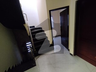 neat and clean 5 marla house available for rent DHA 9 Town Block D