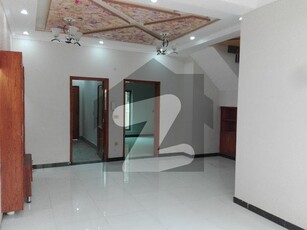 Prominently-Located 5 Marla House Available In Khayaban-e-Amin Khayaban-e-Amin