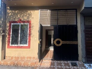 Single Storey 3 Marla House Available In Kahna Nau Market For sale