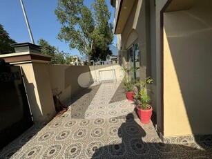 BEAUTIFUL 10 MARLA FARNSHID HOUSE FOR RENT Bahria Town Jasmine Block